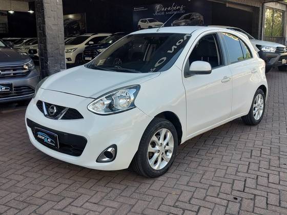 NISSAN MARCH 1.6 SV 16V FLEX 4P XTRONIC NISSAN MARCH 1.6 SV 16V FLEX 4P XTRONIC